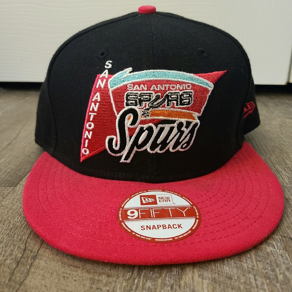 Mens San Antonio Spurs Cap